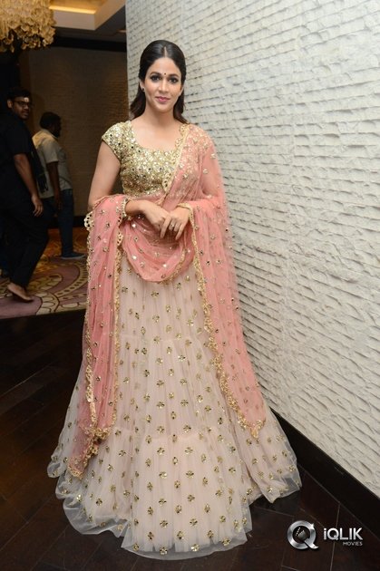 Lavanya-Tripathi-At-Vunnadhi-Okate-Zindagi-Movie-Pre-Release-Function